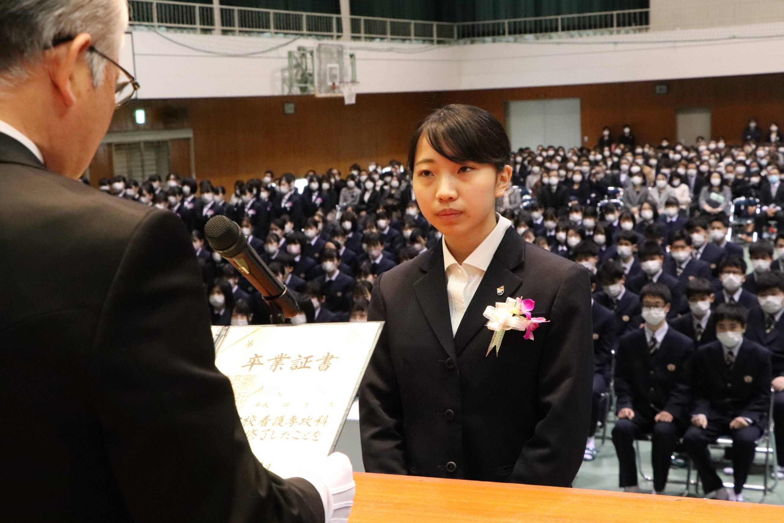 卒業証書授与式 鵬翔高等学校